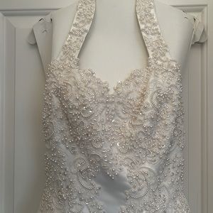 Michaelangelo David’s Bridal Wedding Dress